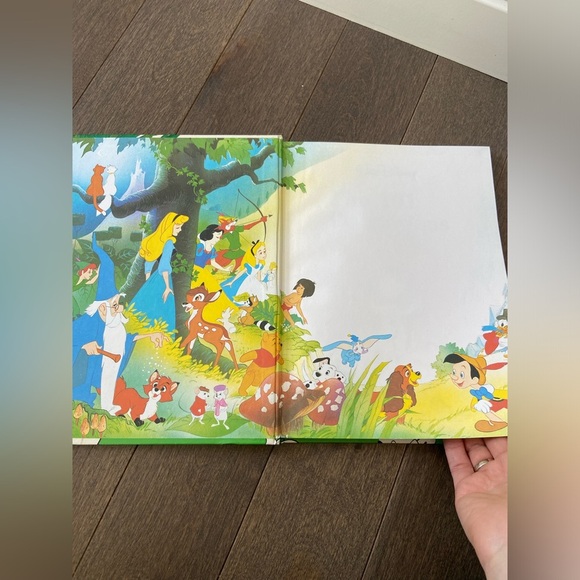 ❤️4 for $25❤️ 1986‎ Disney The 101 Dalmatians Book - Picture 2 of 4